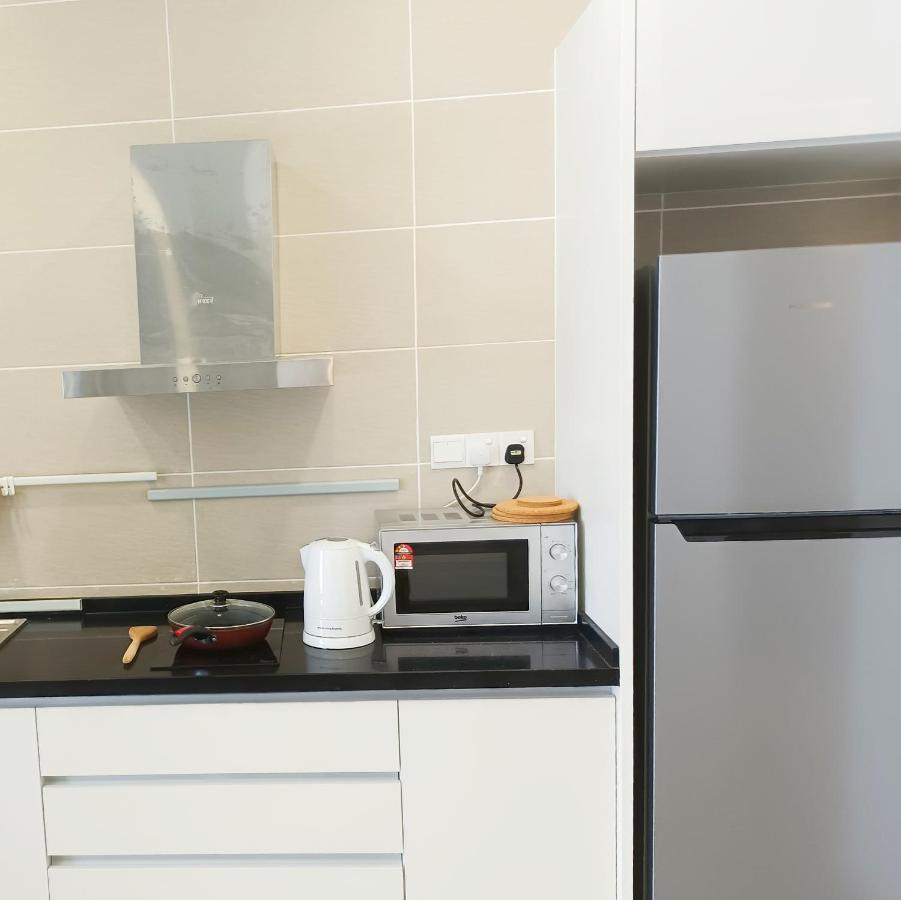Medini D'Pristine, 3 Min Walk To Legoland, Netflix By Hint Homestay 누사자야 외부 사진