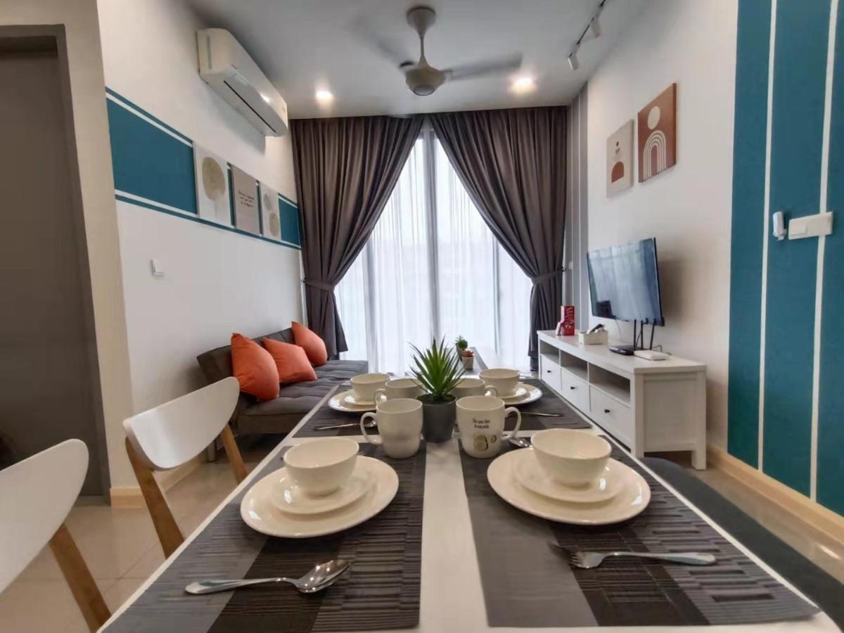 Medini D'Pristine, 3 Min Walk To Legoland, Netflix By Hint Homestay 누사자야 외부 사진